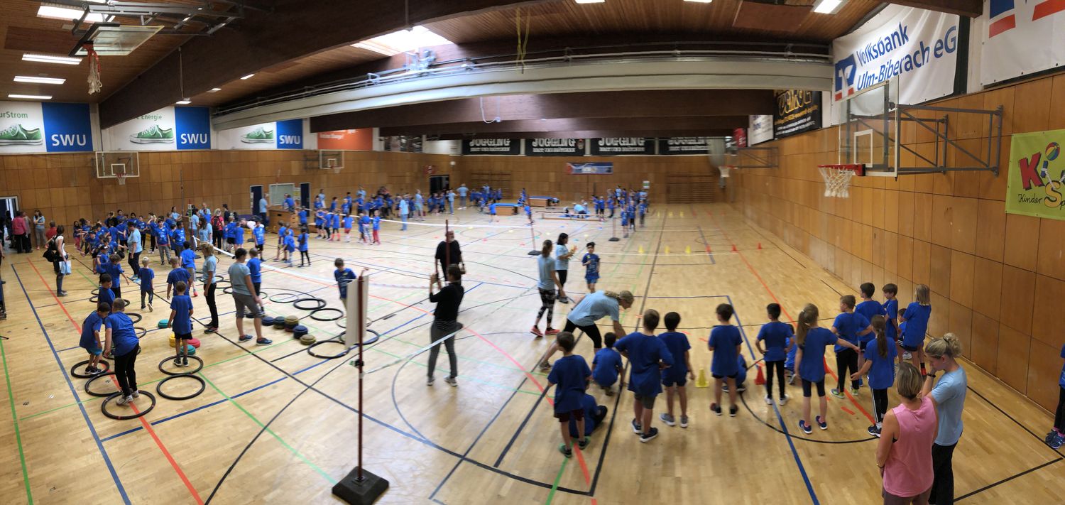 Ulmer Zehnkämpfer sorgen für Stimmung bei WLV Kinderleicht-Athletik VOR ORT 