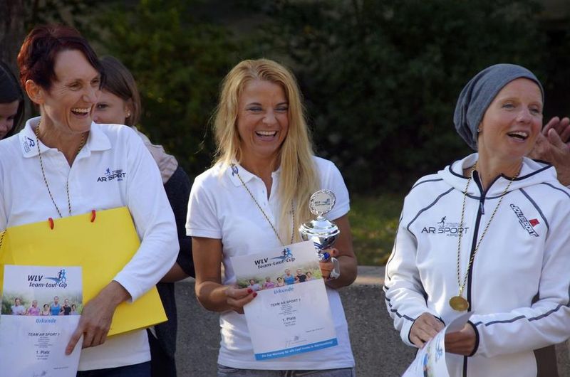 WLV Adventskalender Tag 1: WLV Team-Lauf-Cup
