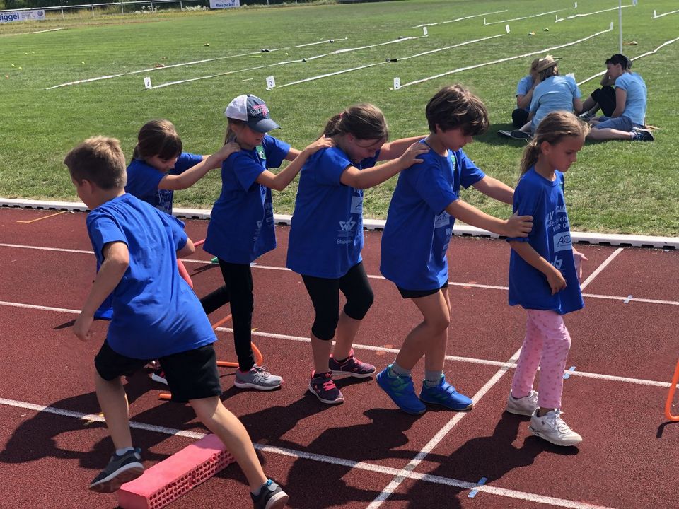 WLV Kinderleicht-Athletik VOR ORT bei strahlendem Sonnenschein in Langenargen