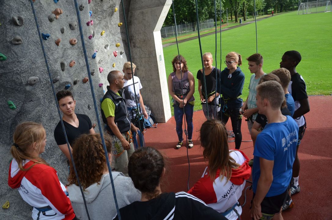 WLV Adventskalender Tag 5: Trainingslagermaßnahmen in Tenero (Schweiz)
