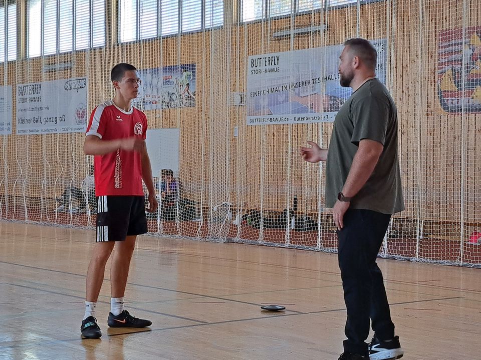 Individuelles Training und Gespräche, hier mit Artur Hoppe, ...