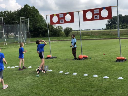 300 Kinder strahlen bei WLV Kinderleicht-Athletik in Winterlingen mit der Sonne um die Wette