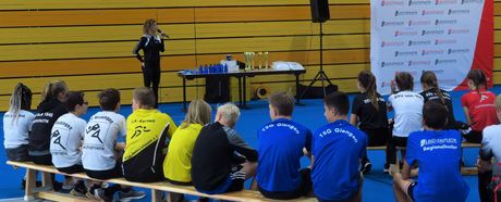 Gewusel in der Molly-Schauffele-Halle & Stadion Festwiese