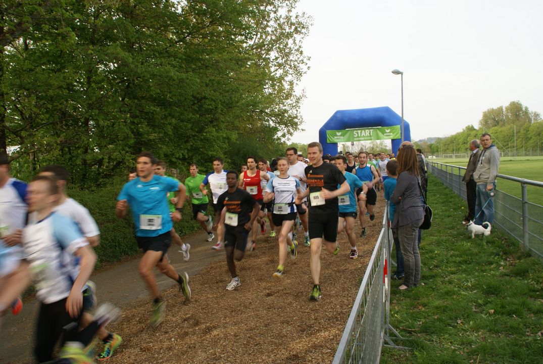 WLV Adventskalender Tag 23: ERIMA Firmenlauf Reutlingen
