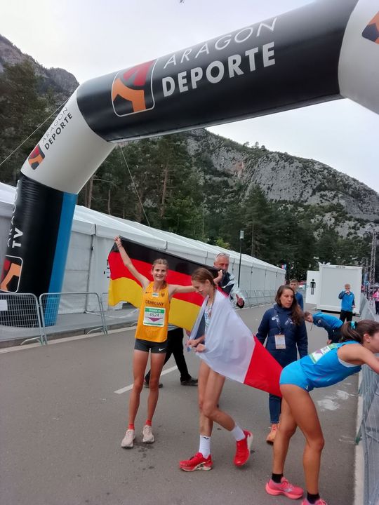 Julia Ehrle läuft zu Berg-WM-Gold