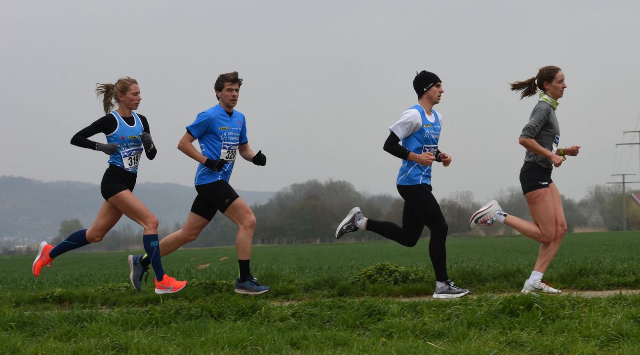Schnelle Zeiten trotz kühler Witterung beim Osterlauf in Kiebingen