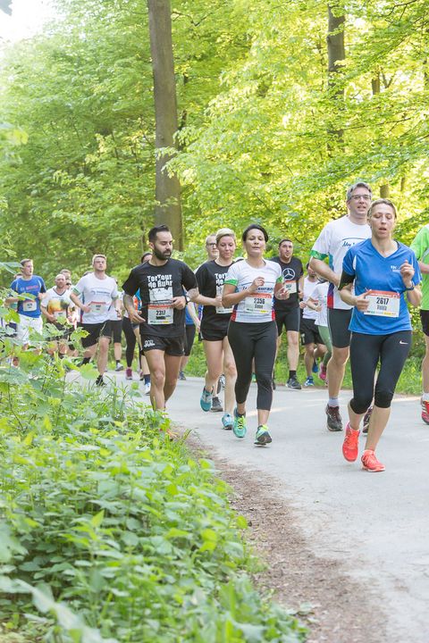 WLV Adventskalender Tag 16: DEE-AOK Firmenlauf Stuttgart