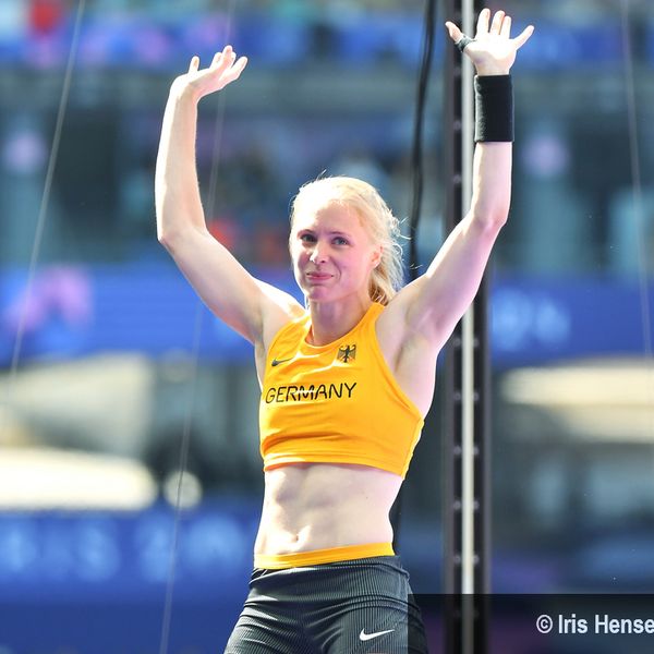 Olympia | Anjuli Knäsche: Krönung durch König 