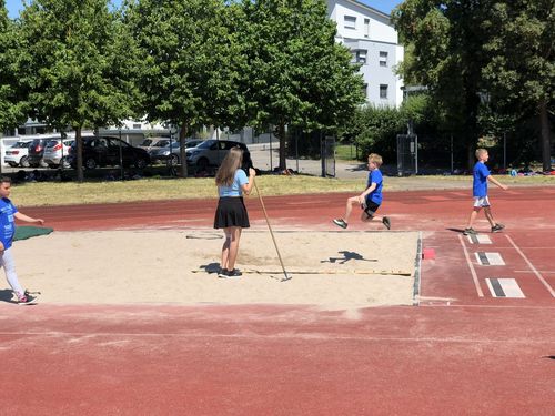 500 Kids powern sich bei WLV Kinderleicht-Athletik VOR ORT in Calw aus
