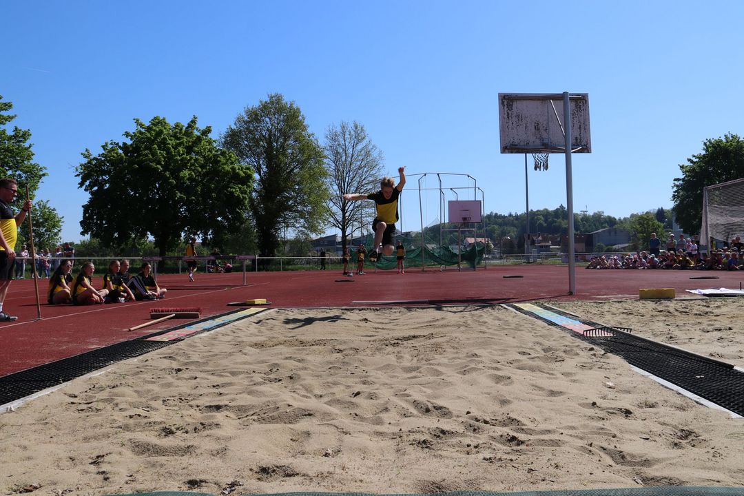 Eröffnungsveranstaltung der Schulprojektreihe „Grundschule trifft Kinderleichtathletik“ in Württemberg