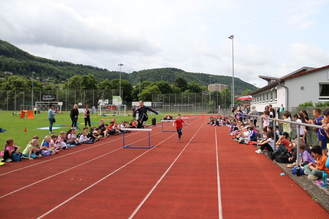 Leichtathletik-Highlight vor den Pfingstferien an den Grundschulen Geislingen und Heimsheim