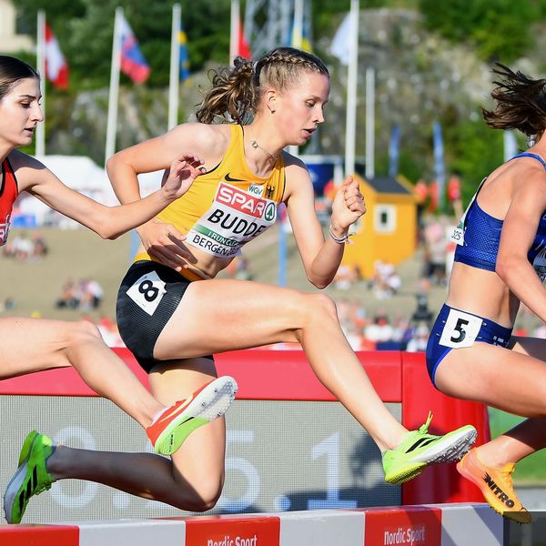 Adia Budde (LAV Stadtwerke Tübingen) hier bei der U23 EM in Bergen 2025. Sie wird Deutsche Meisterin bei den 3000 Meter Hürden!