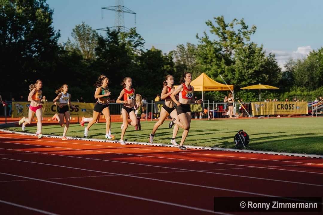 EM-Norm für Marielies Quehl bei der Running & Music Nacht in Weinstadt	