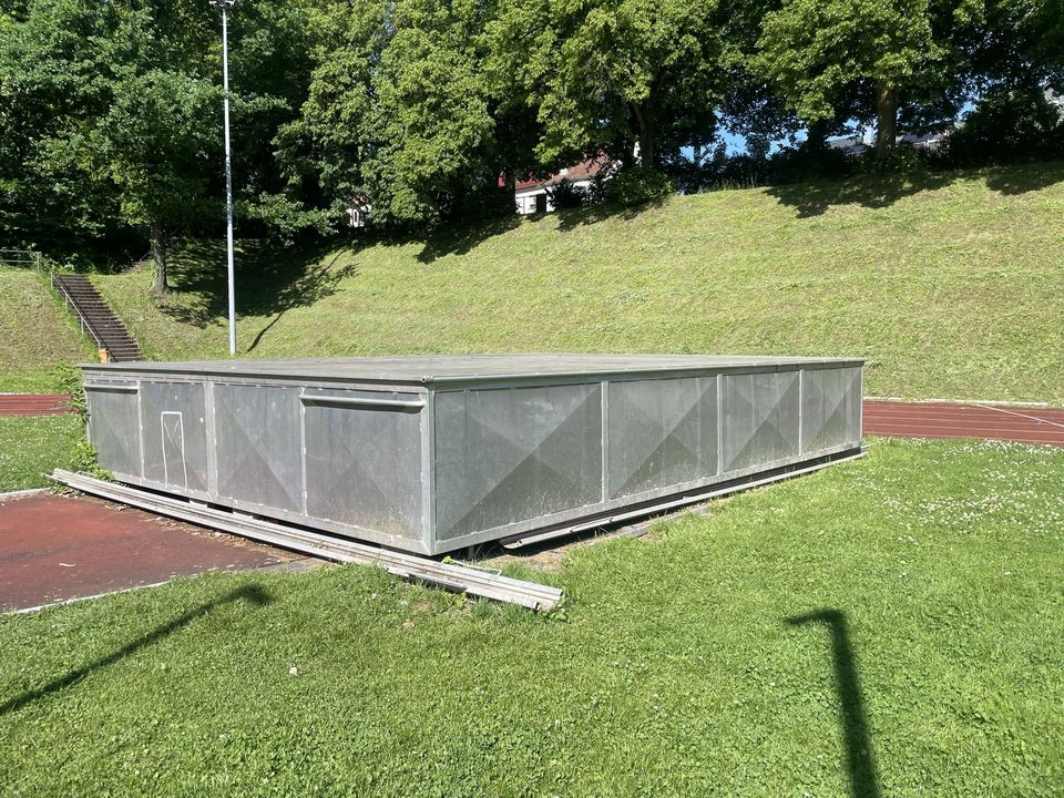Abdeckung Stabhochsprungmatte zu verkaufen