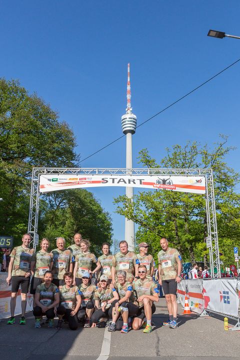 WLV Adventskalender Tag 16: DEE-AOK Firmenlauf Stuttgart