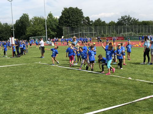 WLV Kinderleichtathletik VOR ORT und VR-Talentiade im Ernwiesenstadion - „Volles Haus“ mit rund 750 Kindern bei der Premiere der Doppelveranstaltung