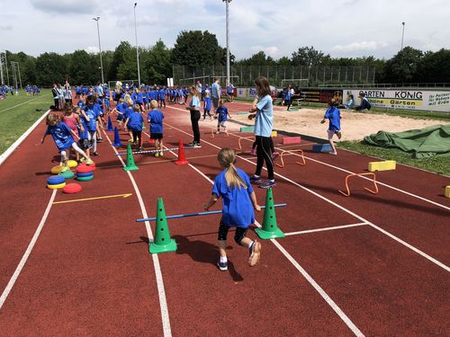 WLV Kinderleichtathletik VOR ORT und VR-Talentiade im Ernwiesenstadion - „Volles Haus“ mit rund 750 Kindern bei der Premiere der Doppelveranstaltung