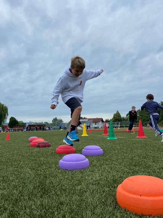Die Grundschule Erligheim-Hofen trifft Kinderleichtathletik