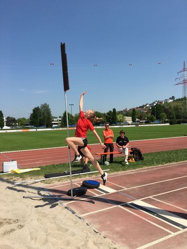 Ein Sprung-Fest beim 1. Team Hoch-Sprungcup der Leichtathletik Baden-Württemberg