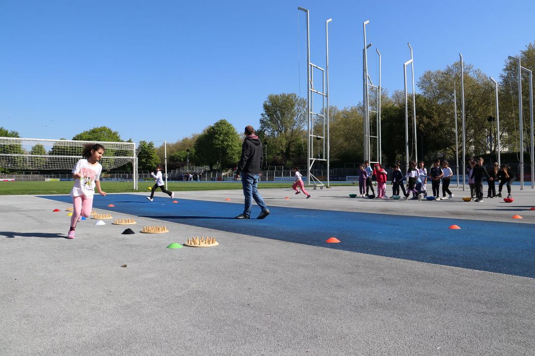 WLV Grundschule trifft Kinderleichtathletik startet in Heilbronn 