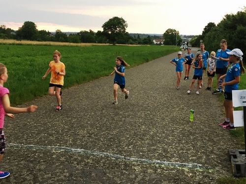 17. Mössinger Lotto-Lauf mit Rekordbeteiligung von Kindergärten und Schulen