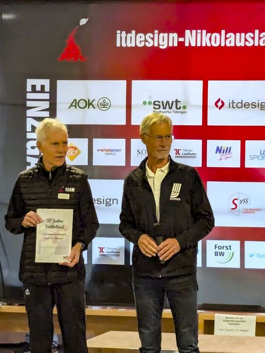 Der traditionelle Nikolauslauf in Tübingen feierte sein 50. Jubiläum