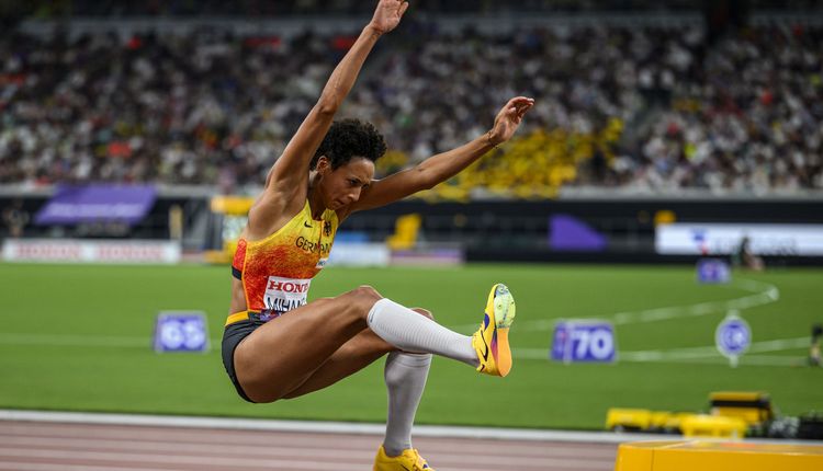 Malaika Mihambo (LG Kurpfalz) fliegt zu Silber.