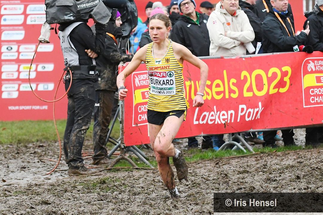 Cross-EM 2023 Brüssel: Zweimal Team-Silber für DLV-Nachwuchsläuferinnen