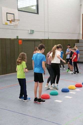 Höher, schneller, weiter: 271 Schüler - WLV YOUletics in Beilstein