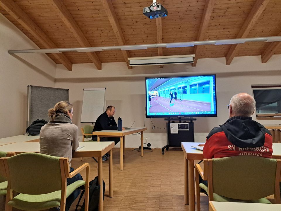 Steigesprung-Analyse im Seminarraum