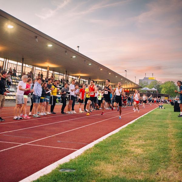 Hindernismeister bei Karlsruher Laufnacht gesucht