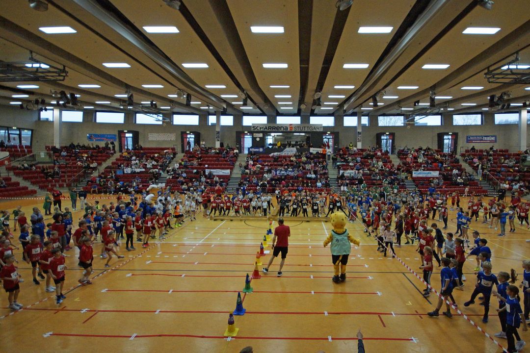 Sportliche Höchstleistungen und besondere Gäste beim KiLA-Pokal