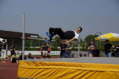 Ein Sprung-Fest beim 1. Team Hoch-Sprungcup der Leichtathletik Baden-Württemberg