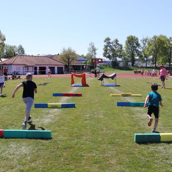 Anmeldung für Grundschule trifft Kinderleichtathletik 2026 geöffnet