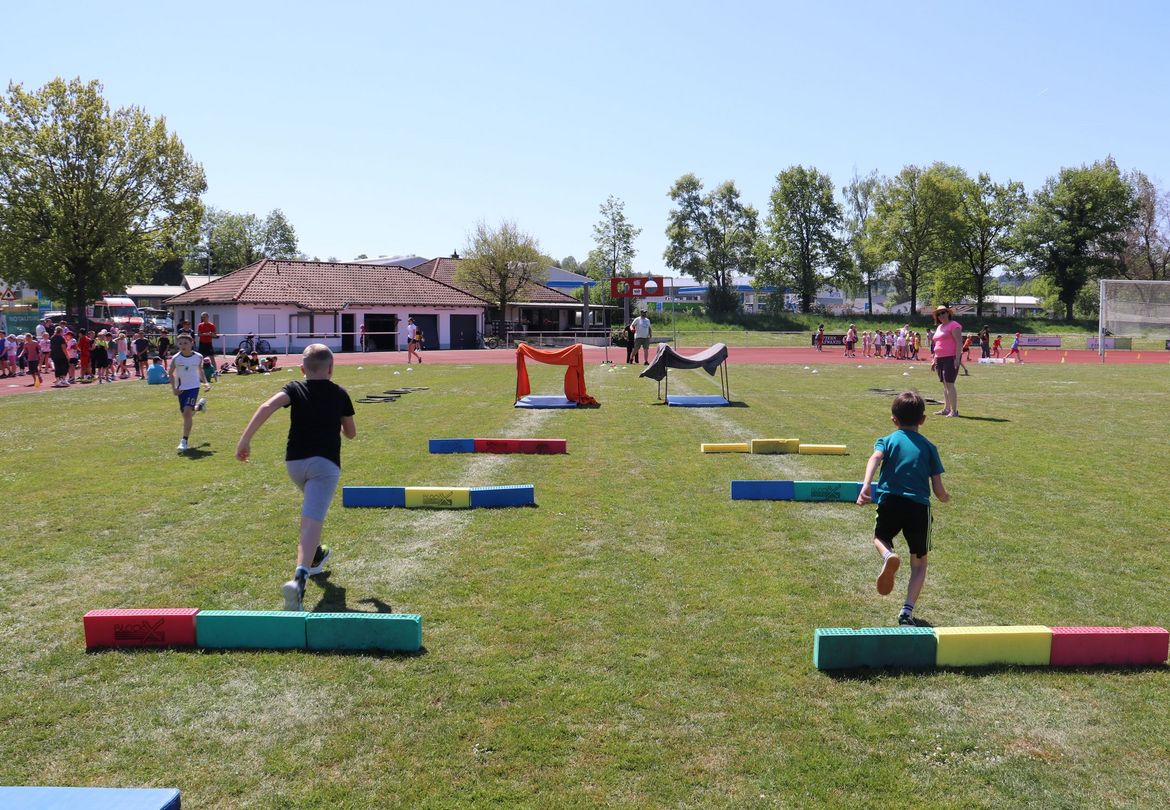 Anmeldung für Grundschule trifft Kinderleichtathletik 2026 geöffnet
