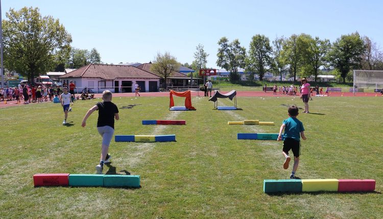 Schulprojekt „Grundschule trifft Kinderleichtathletik“ begeistert landesweit über 11.000 Kinder