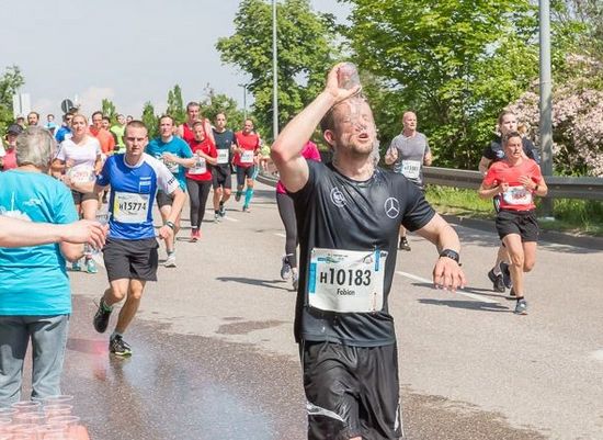 Sicher durch den Sommer: Hitzeschutz für die Leichtathletik-Praxis