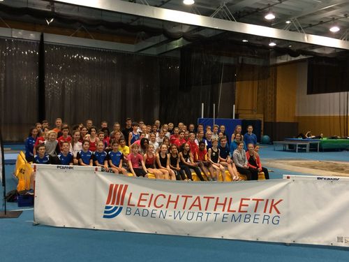 90 Teilnehmer beim Mehrfach-Sprungcup in Stuttgart
