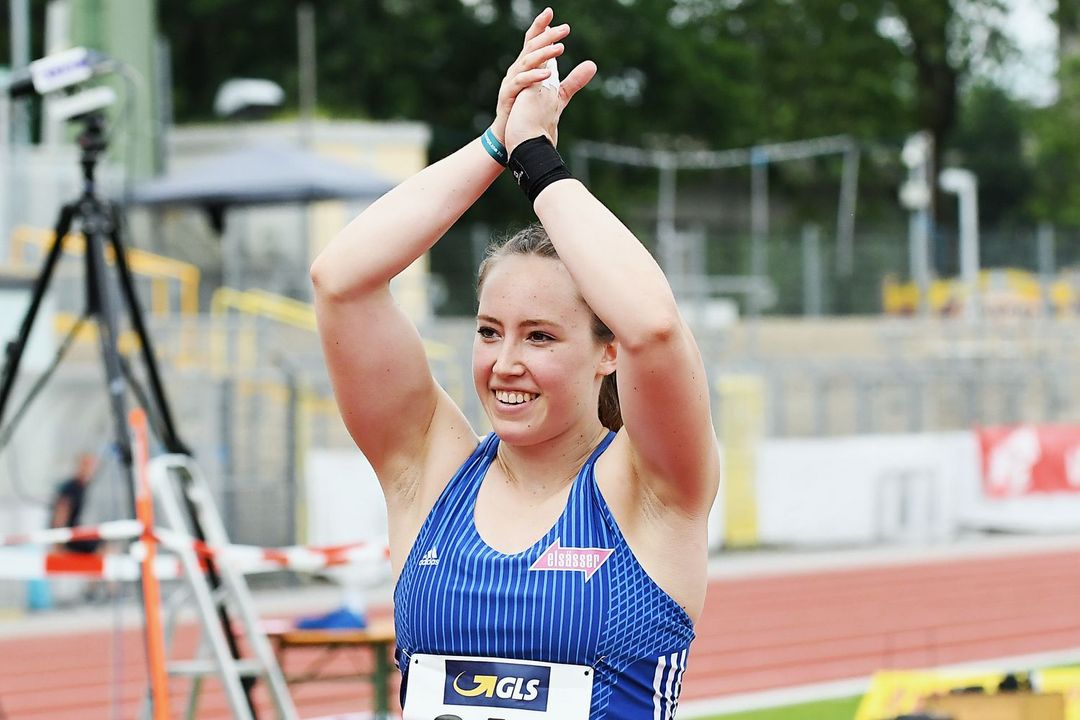 Verabschiedung von Lea Riedel (VfB Stuttgart) und Tim Nowak (SSV Ulm) bei den BW Leichtathletik Hallen-Finals