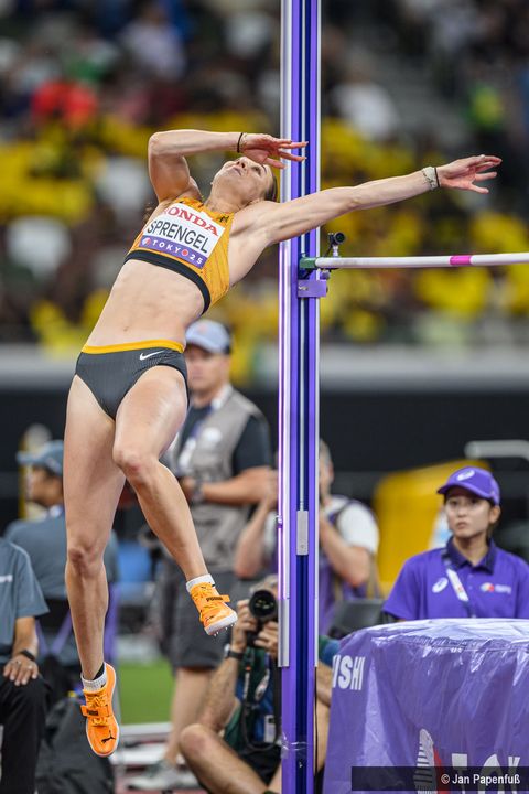 Sandrina Sprengel (LG Steinlach-Zollern) setzt zum Sprung an...