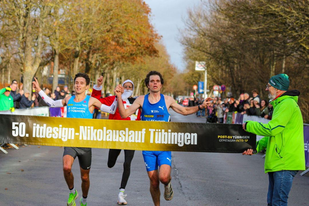Der traditionelle Nikolauslauf in Tübingen feierte sein 50. Jubiläum
