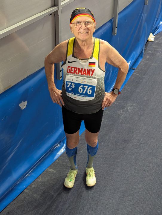 Zygmunt Bogdan (LAC Essingen) holte Silber auf den 400 Metern der M75.