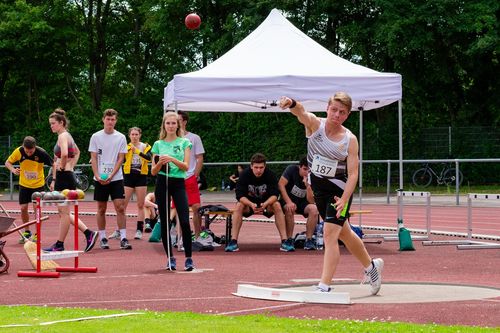 Neuer Stabhochsprung Weltrekord in Waiblingen aufgestellt